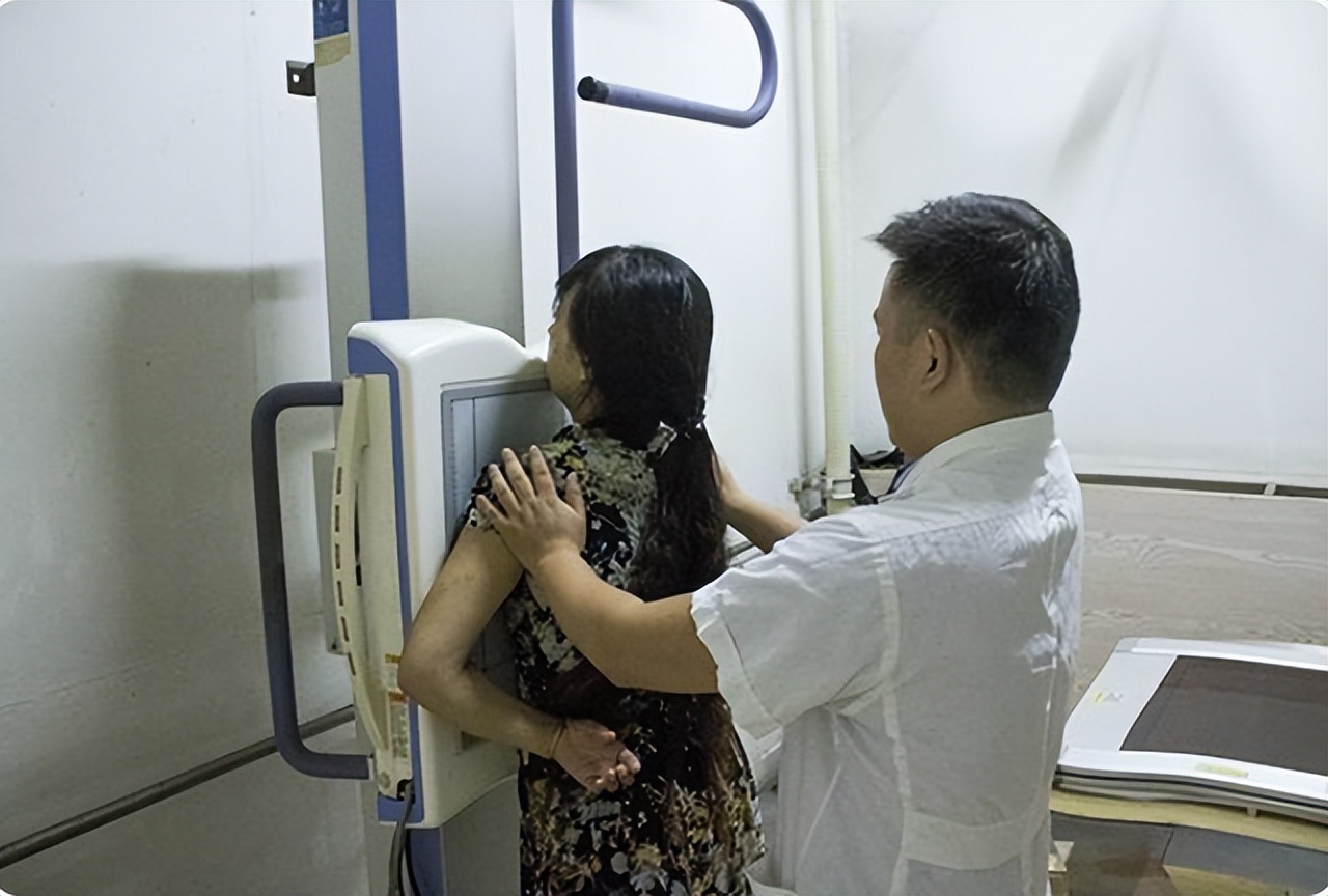 妇科检查，遇到的是男医生该怎么办？女性别害羞，为了健康了解下