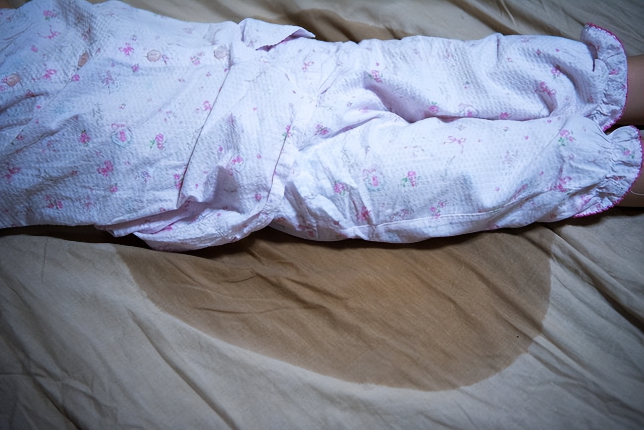 床垫有臭味怎么去除最有效,床垫有股臭味怎么去除