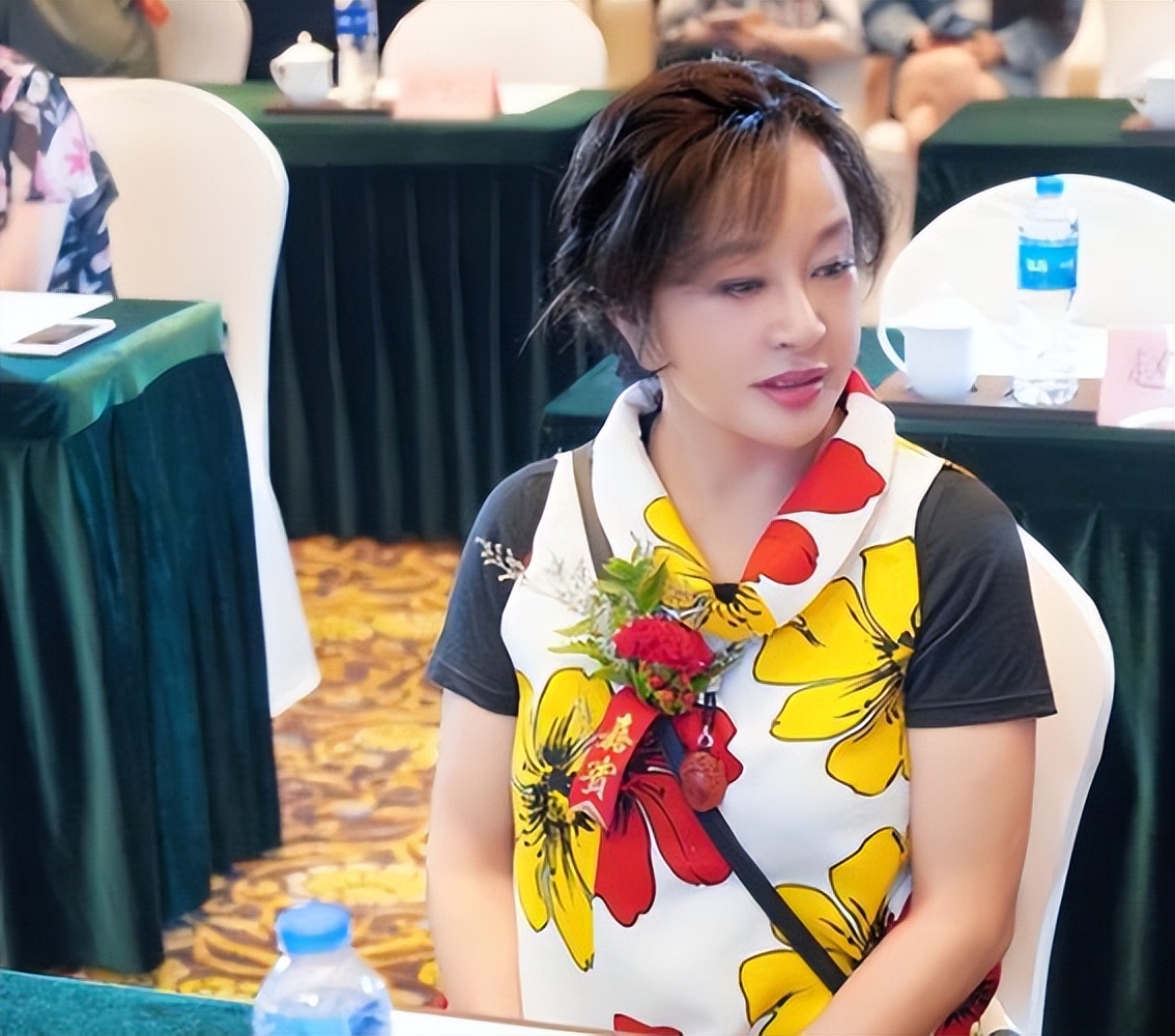 陈国军刘晓庆和姜文的往事,刘晓庆陈国军姜文谁更有才情