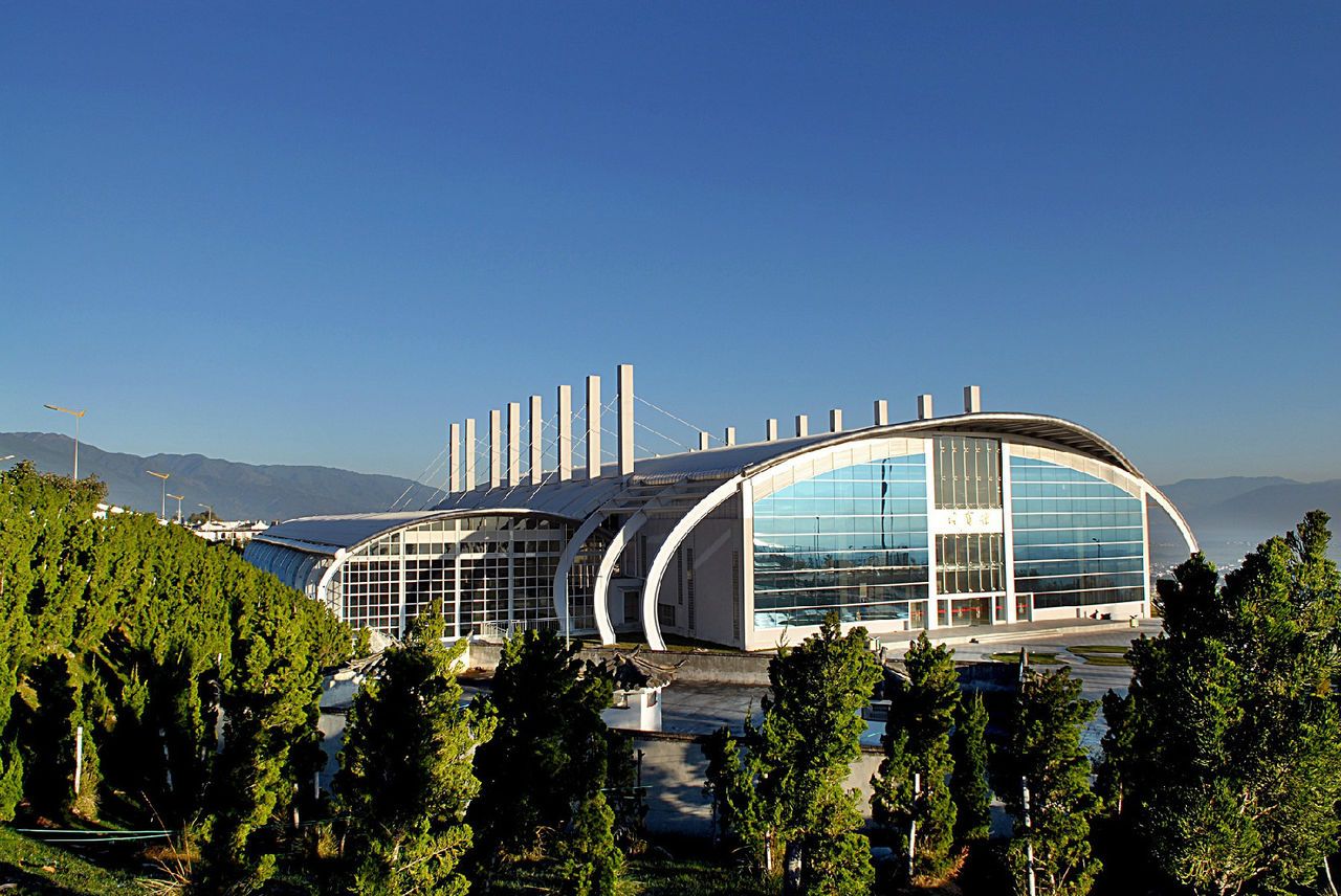 博学达真大德至理的含义,中庸大理大学