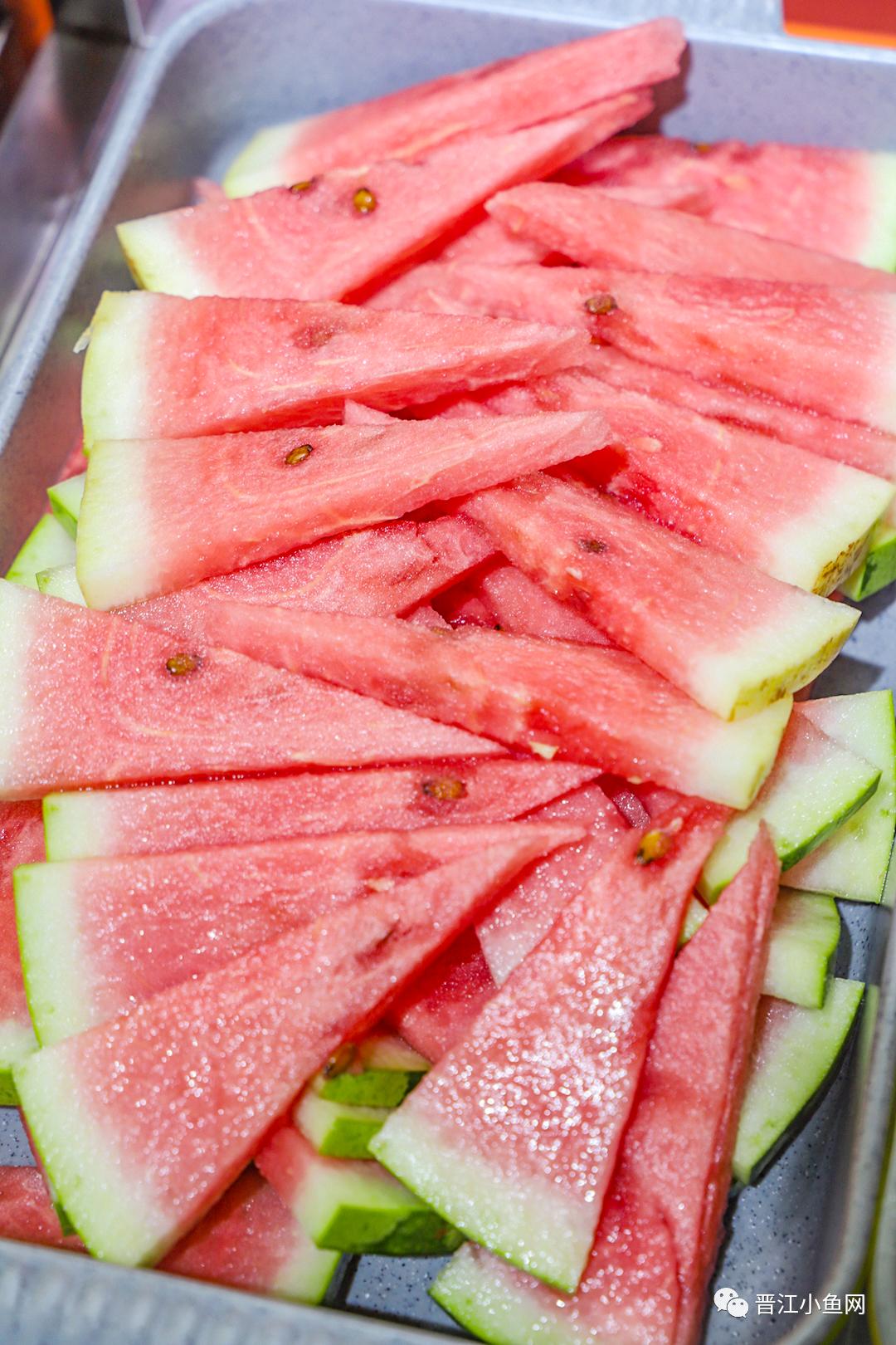 肉！肉！肉！「手撕大骨头」登陆晋江！比拳头还大