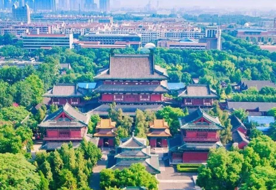 贵州村超掀起夏日足球热浪,贵州村超足球之夜来袭