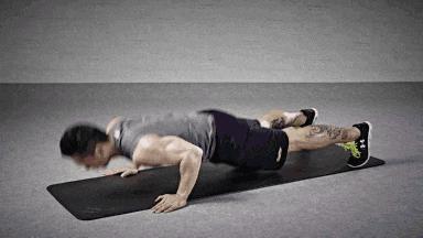 天生大小胸要怎么练胸肌才好,男生胸肌薄弱的练胸计划