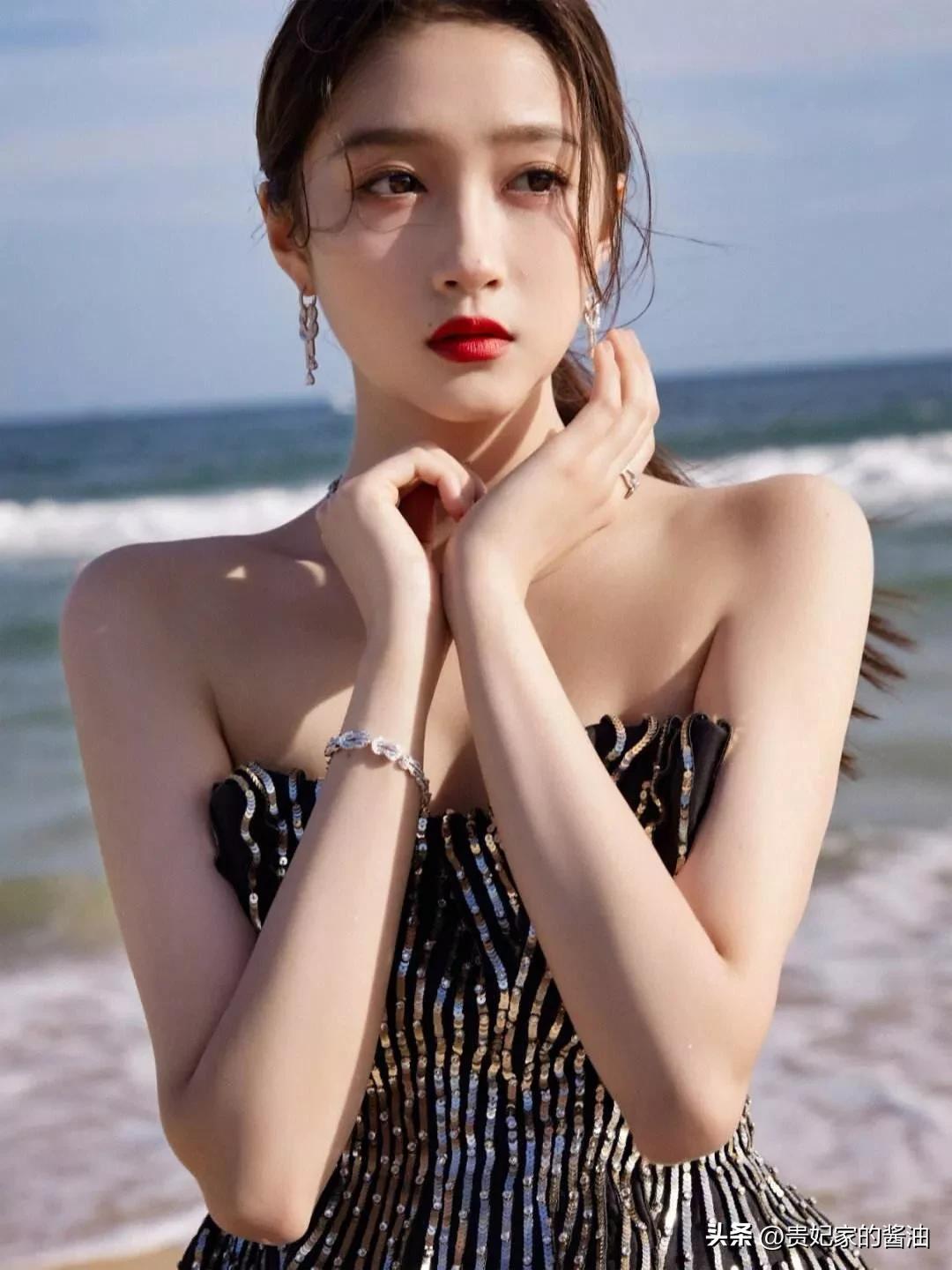 关晓彤个人资料1997年属相,关晓彤1997年9月17日出生