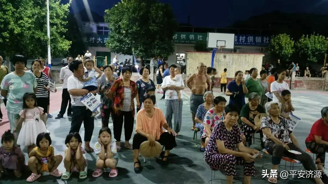 交通安全电影下乡宣传,下乡交通安全宣传电影