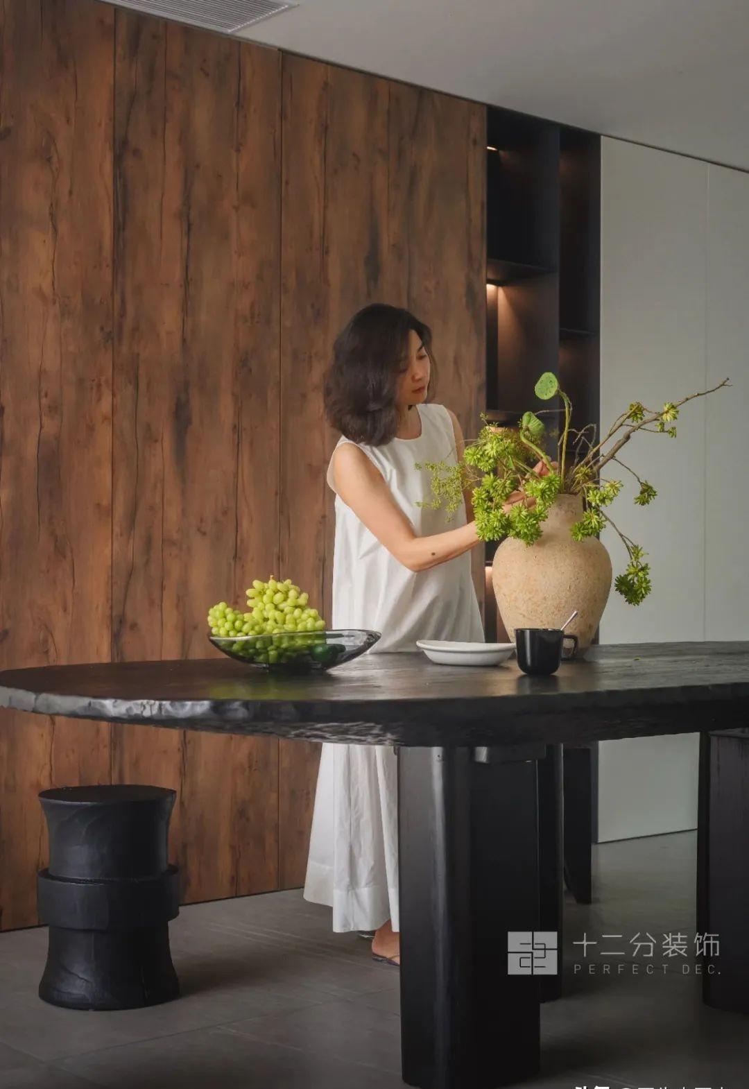 豪华别墅居家生活,森林自然风景豪华大别墅