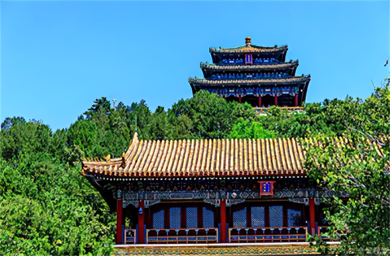 76年毛主席病逝，*国锋华**紧急召开会议：有三个问题需要尽快解决