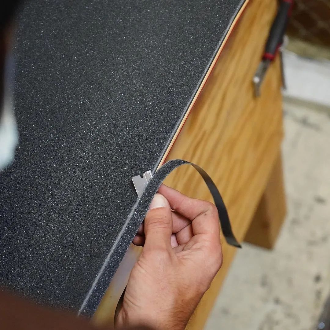 滑板入门教学零基础上板,滑板入门教学online