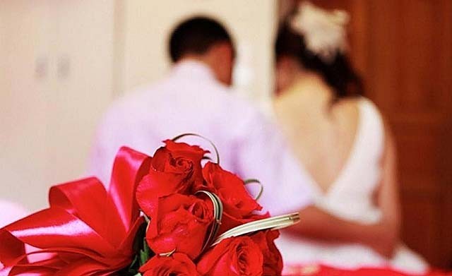 巨蟒为报恩守护十几年,96年海南巨蟒