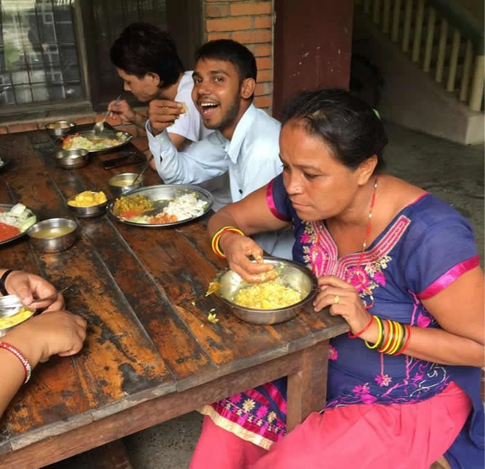 尼泊尔真实婚姻制度,尼泊尔娶三姐妹当老婆的人