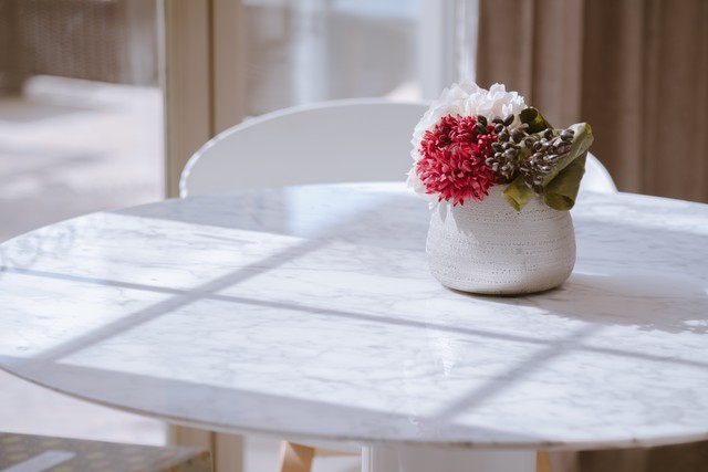 不想跟小人共事怎么跟领导说,遇到小人但是必须和他共事