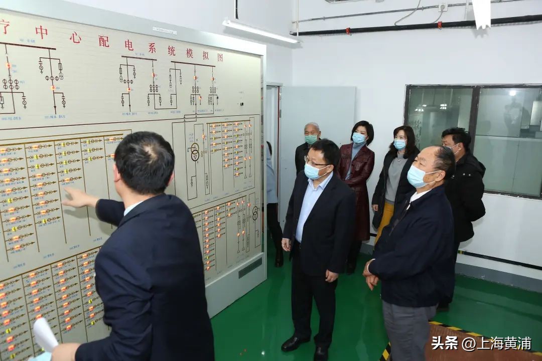 黄晨:心中有光,素履以行,实现百年企业梦