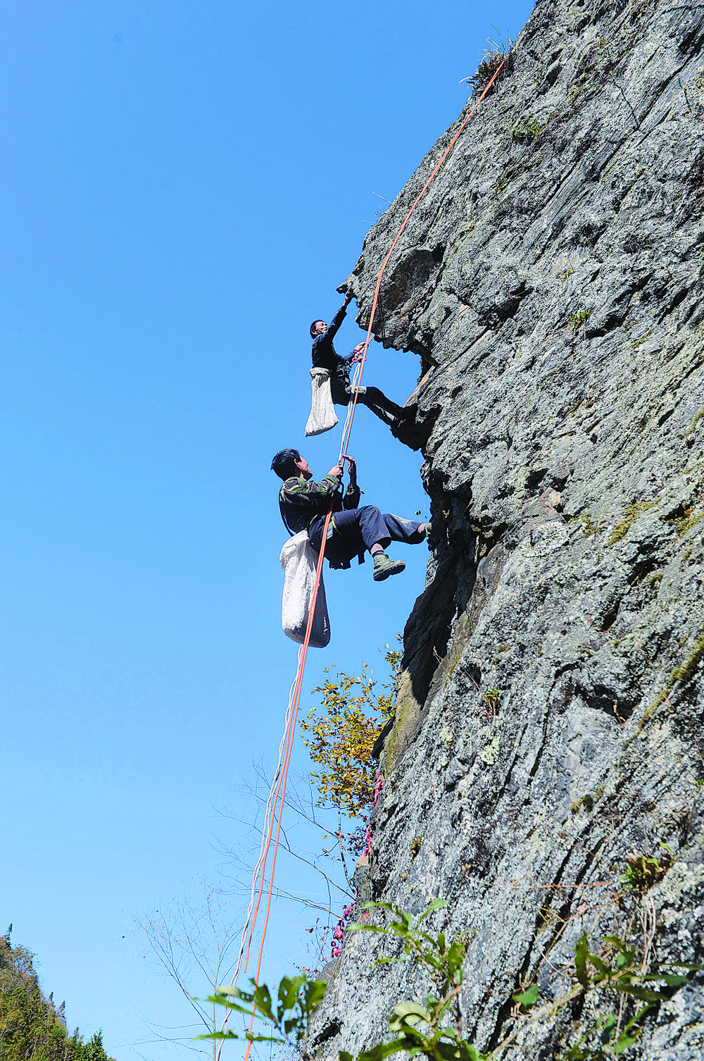 绝壁舞者户外运动,绝壁舞者电视剧