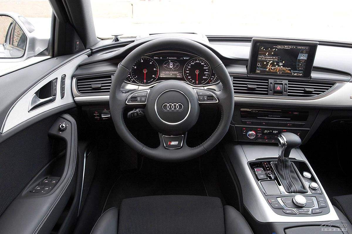 事业单位开什么车适合家用,30万最适合年轻公务员开的车