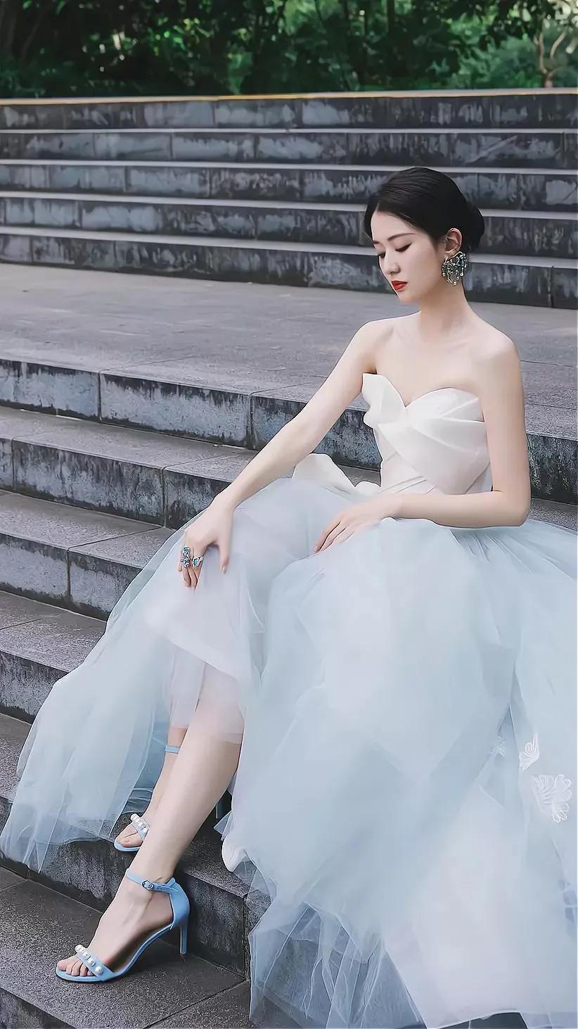 女神乔欣写真,女演员乔欣清新秀丽时尚写真图片