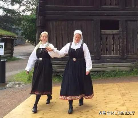 重新发现爱尔兰消失的时尚，与现代的流行装饰有着很大的差别