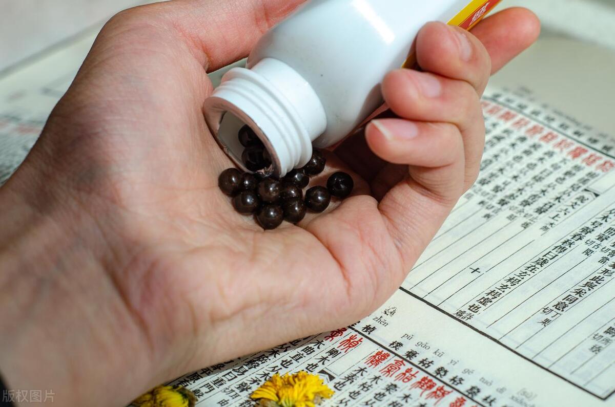 补气血不足的中成药哪个效果好,吃什么药补气血不足最快最有效