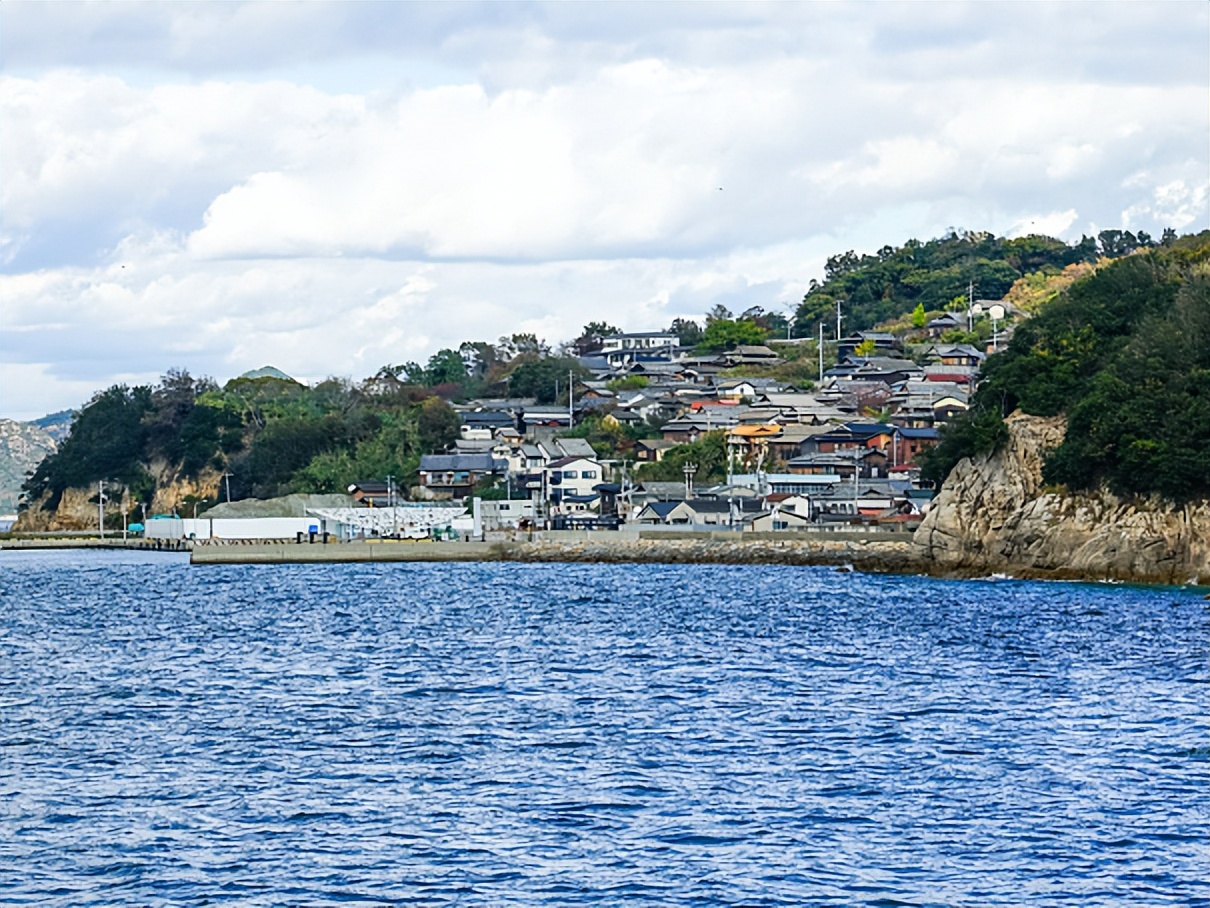 铃芽之旅日本取景地打卡,日本宣传铃芽之旅在北京