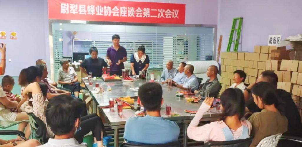 从“背景太假”到圈粉百万，刘元杰的走红，是假象与真诚的较量