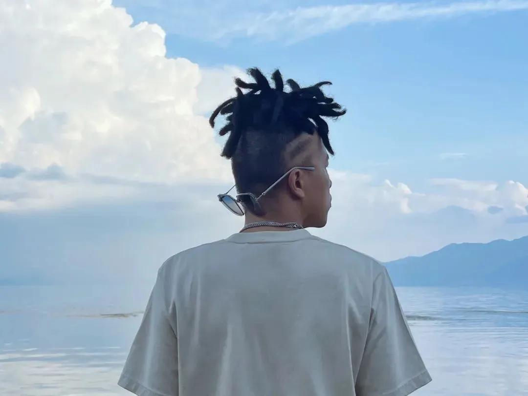 赵辰龙我不是rapper是diss贝贝的吗,贝贝diss赵辰龙其它rapper反应