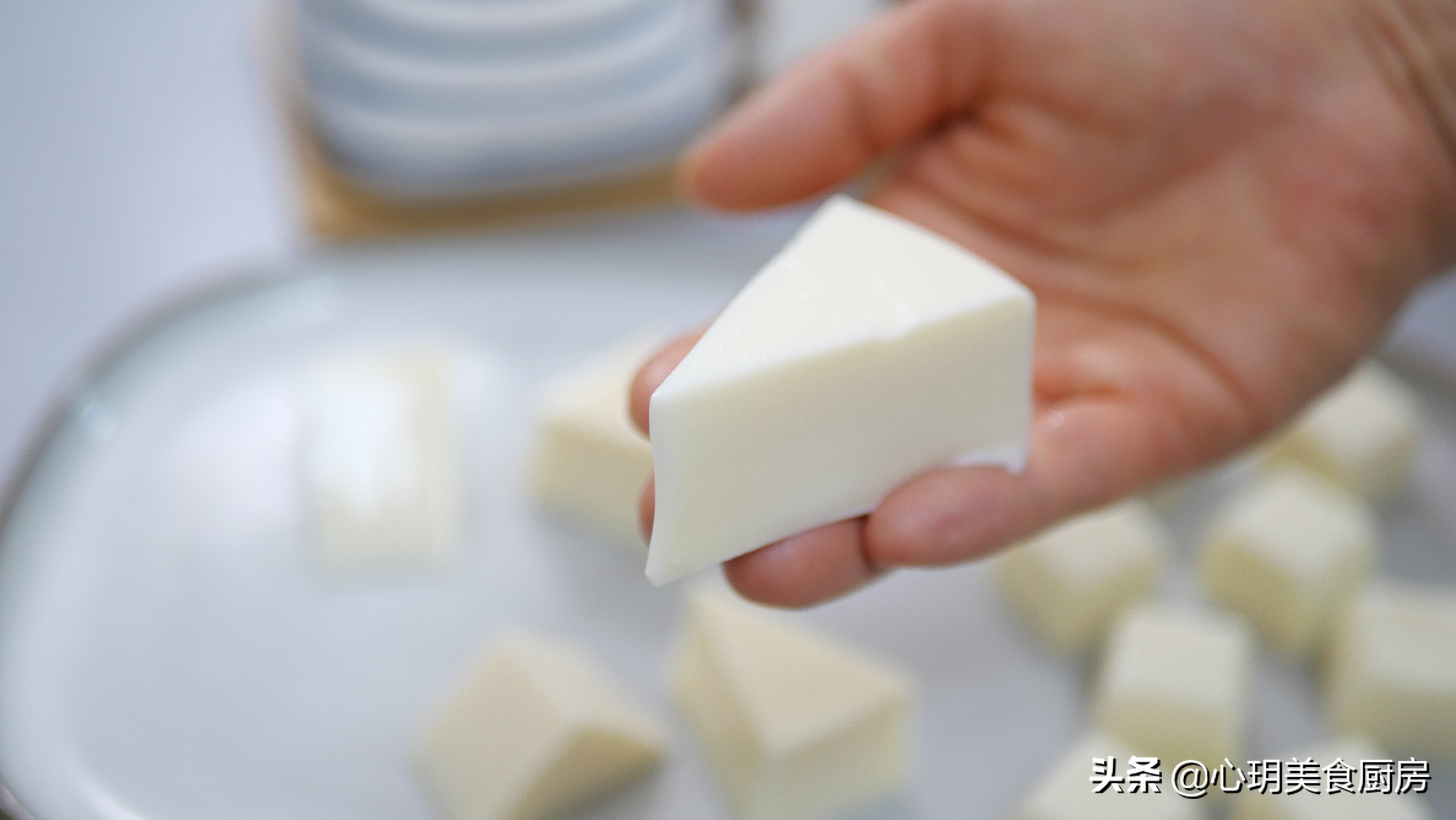 快过期奶制作奶酪,快过期牛奶制作奶油