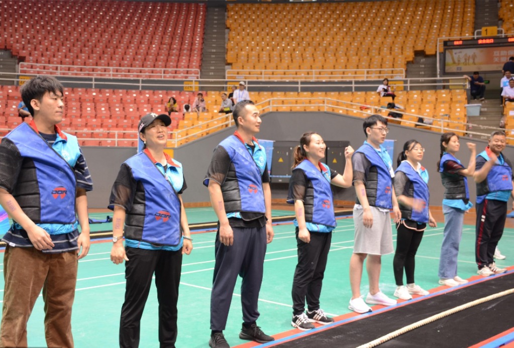 2019年全国职工沙地拔河比赛,拔河比赛凝聚同心齐力