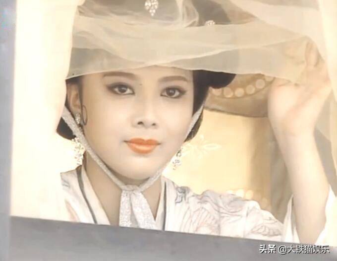 9版“瑛姑”颜值对比：谁对得起周伯通挖墙脚，谁美貌不够演技凑