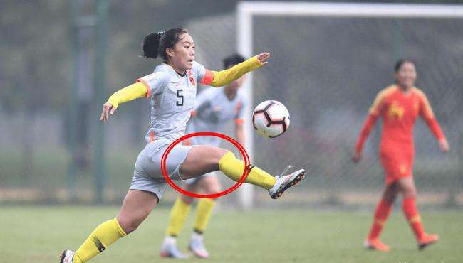 女足夺冠为何男足垫底,中国女足夺冠最新战况