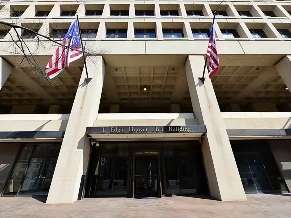 足坛教父朗尼克,足坛教父