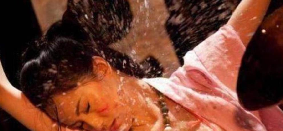 “高雅与残忍并存：女犯人遭受虎豹戏春刑罚的惊人全过程”