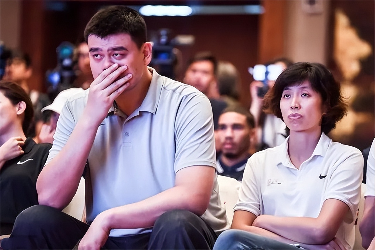 姚明和叶莉年龄,姚明与妻子叶莉