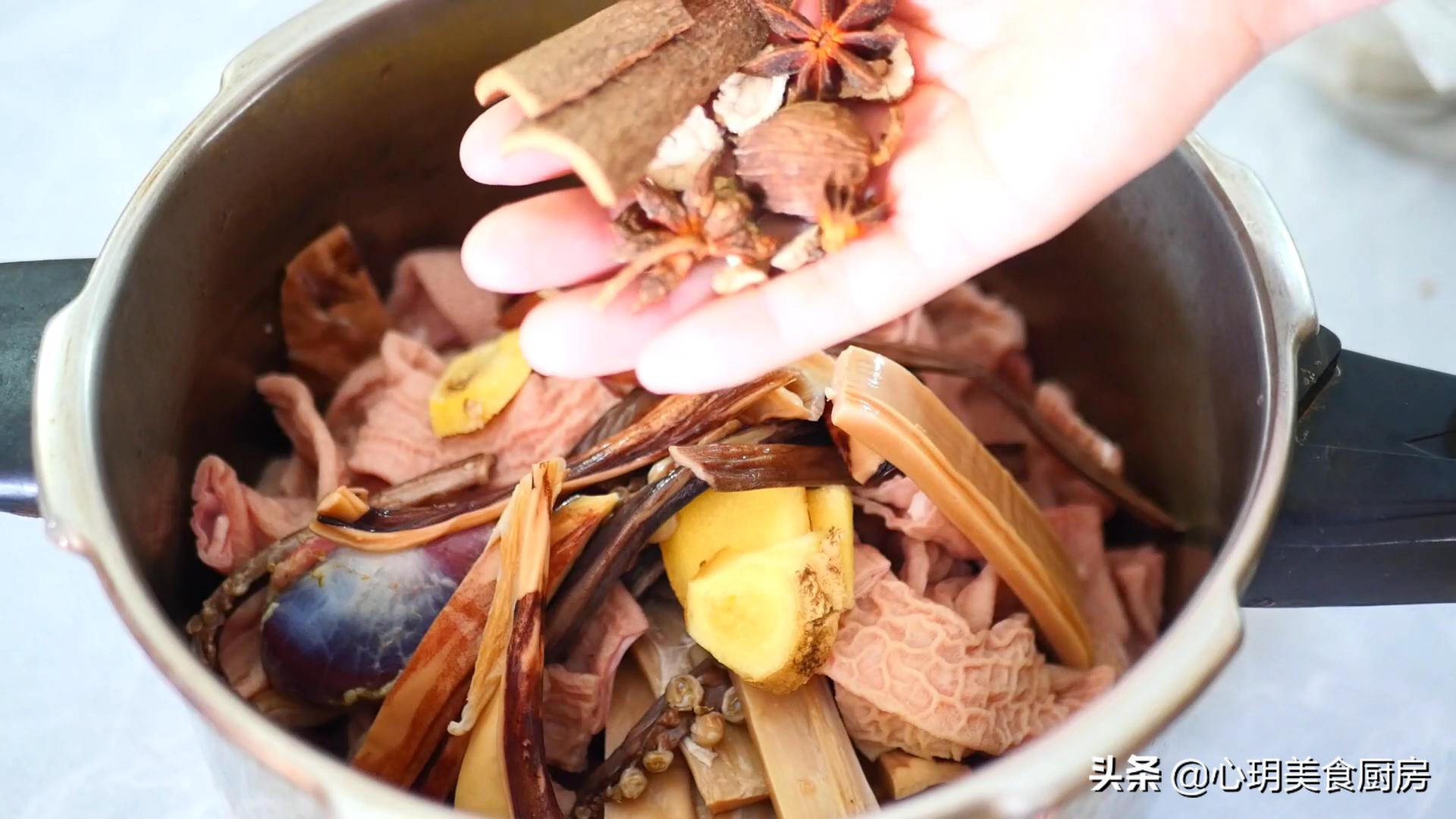 泡发的干墨鱼怎么做好吃,泡发墨鱼家常做法