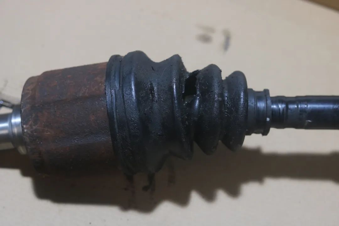 6代本田雅阁翻新改造全过程,本田六代雅阁老车翻新过程