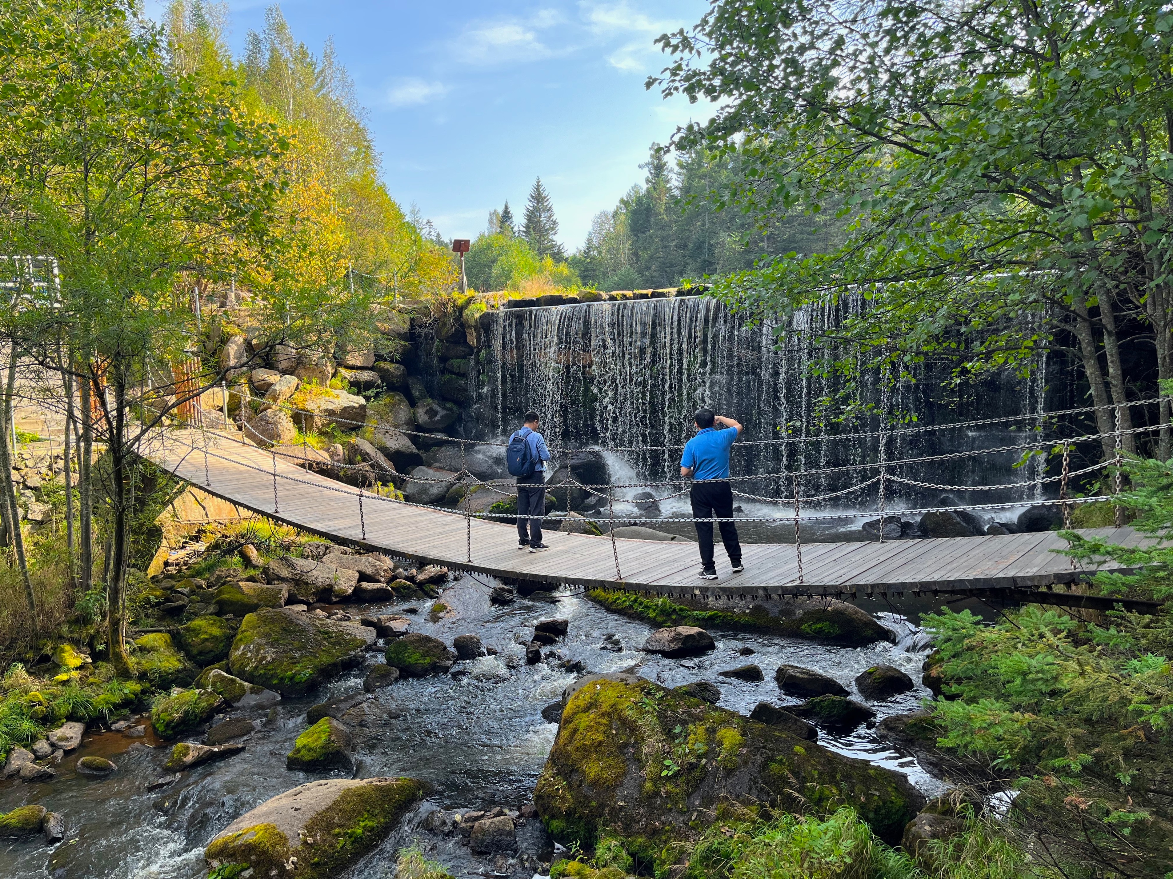 夫妻自驾11000公里,夫妻两人自驾游最新视频