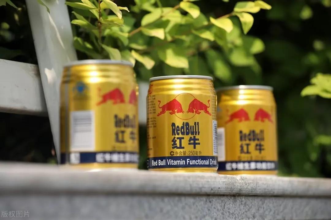 红牛改成黄牛多敞亮，累了困了就喝中国“黄牛”！哈哈