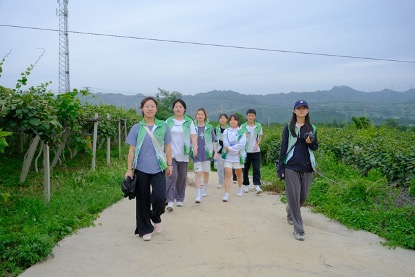 乡村振兴三下乡的个人事迹,三下乡人物专访视频榆林