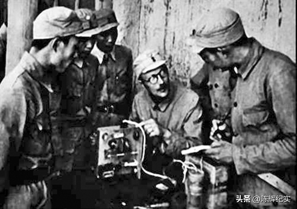 英国皇家卫兵前往乌克兰参战,英国贵族冲锋在前