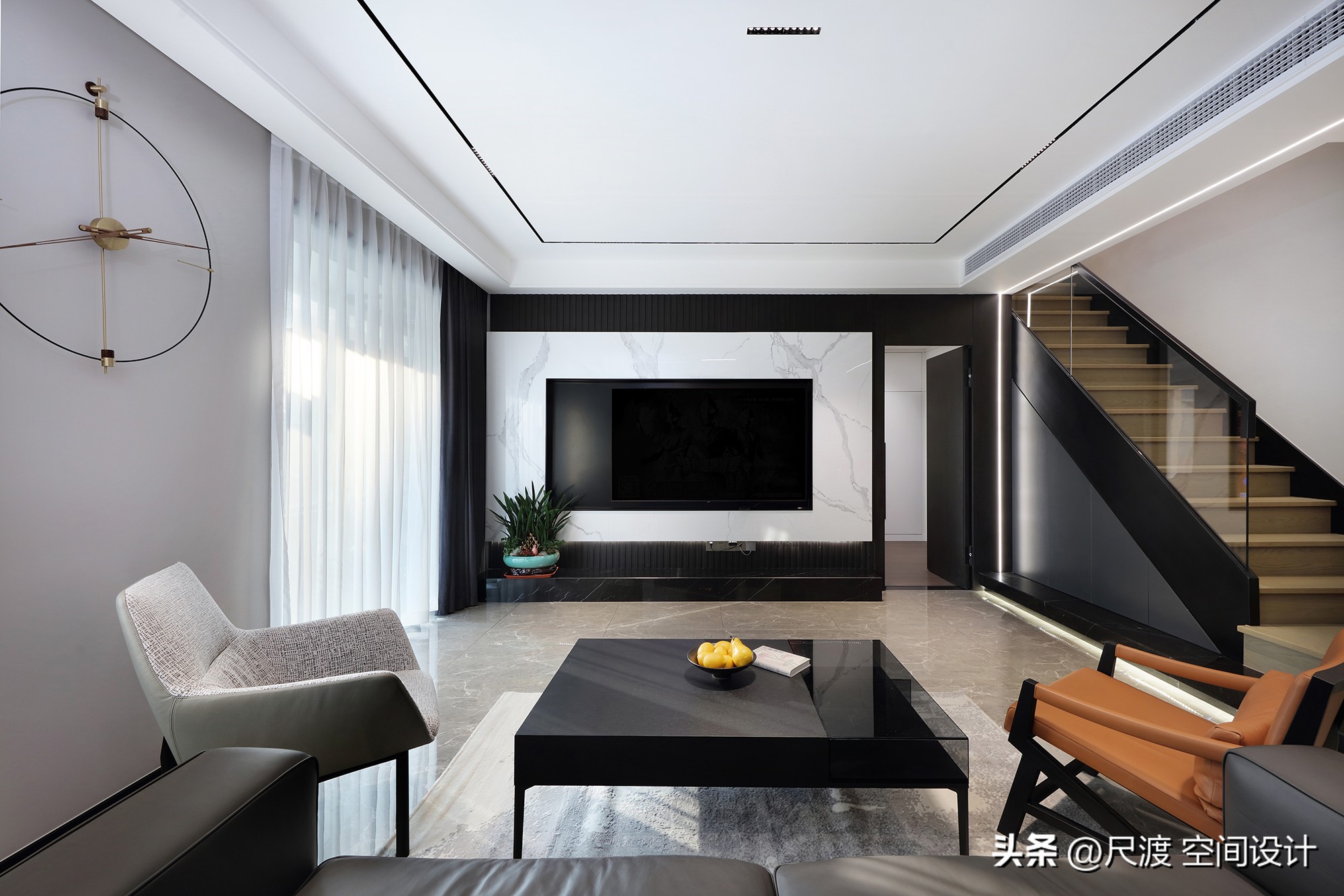 经典的黑白灰风格,高级耐看的极简黑白灰