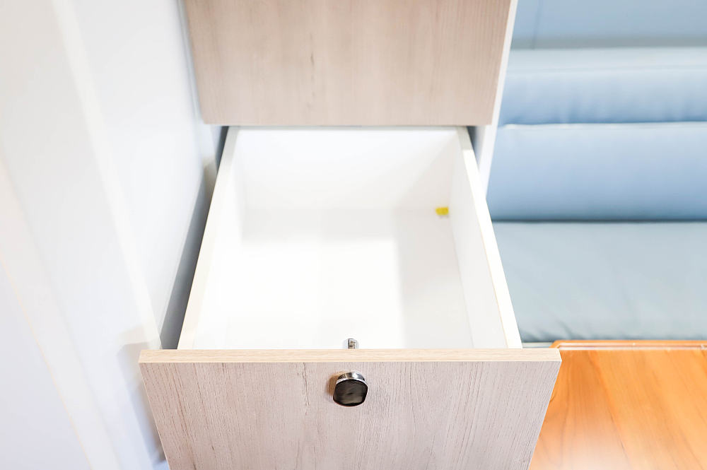 c2本可以开房车吗,能进市区的c型越野房车