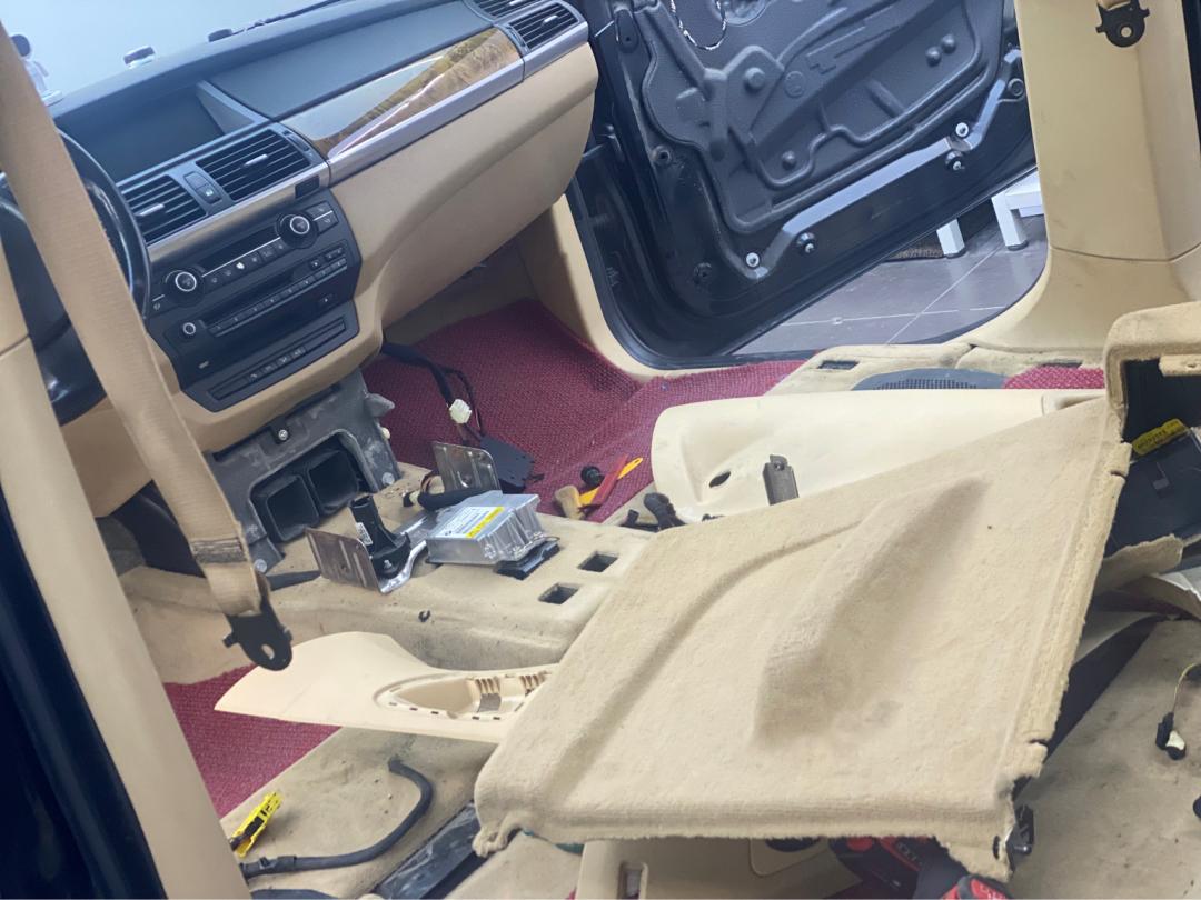 翻新整备一台老x5,13款宝马x5整备翻新