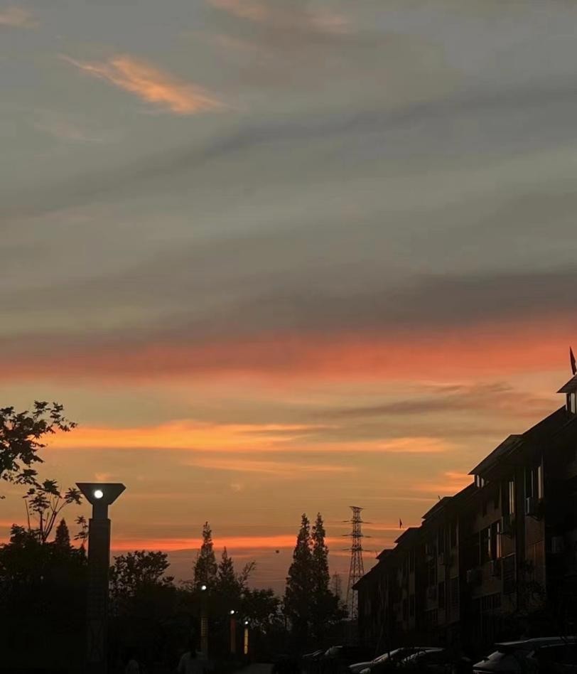 外卖送餐员的一日三餐,外卖小哥平均每天工作16个小时