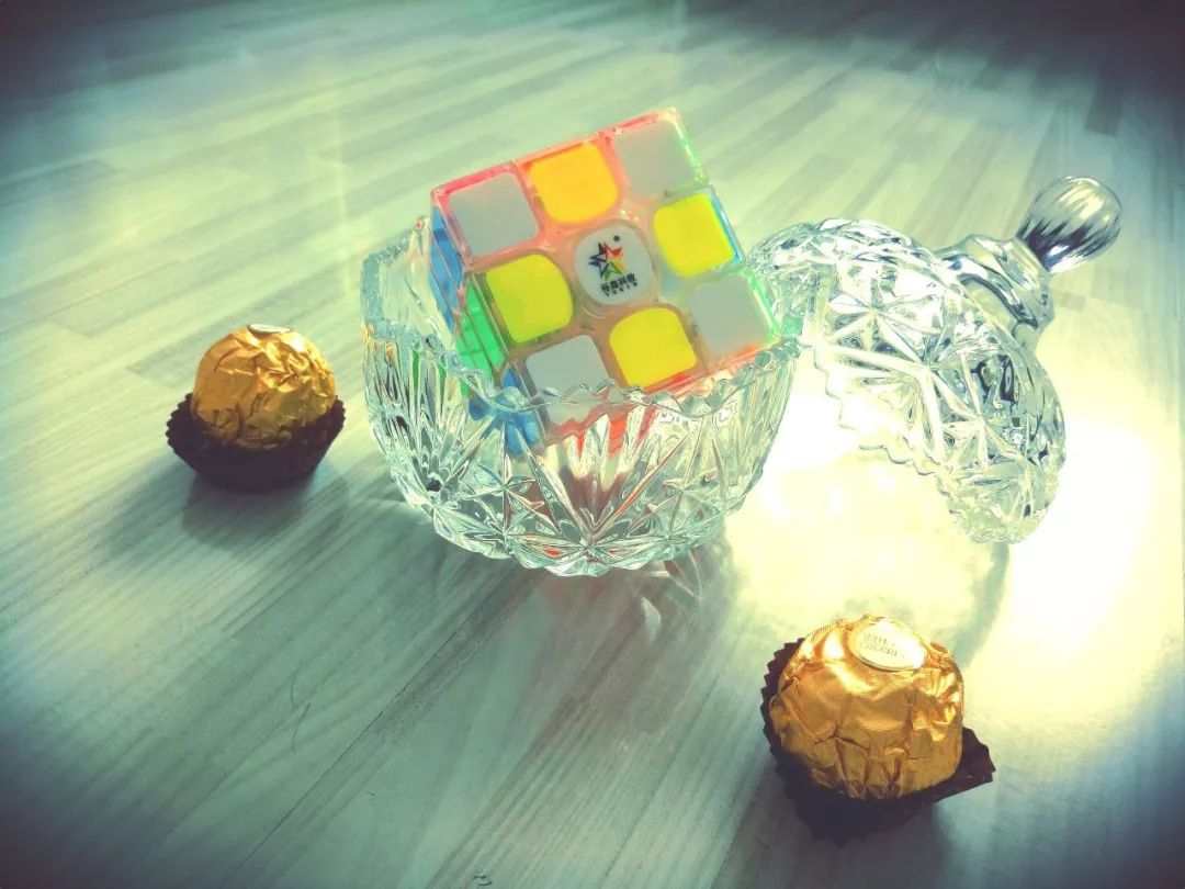 玩魔方怎么才能快速回归原位,你玩过魔方吗