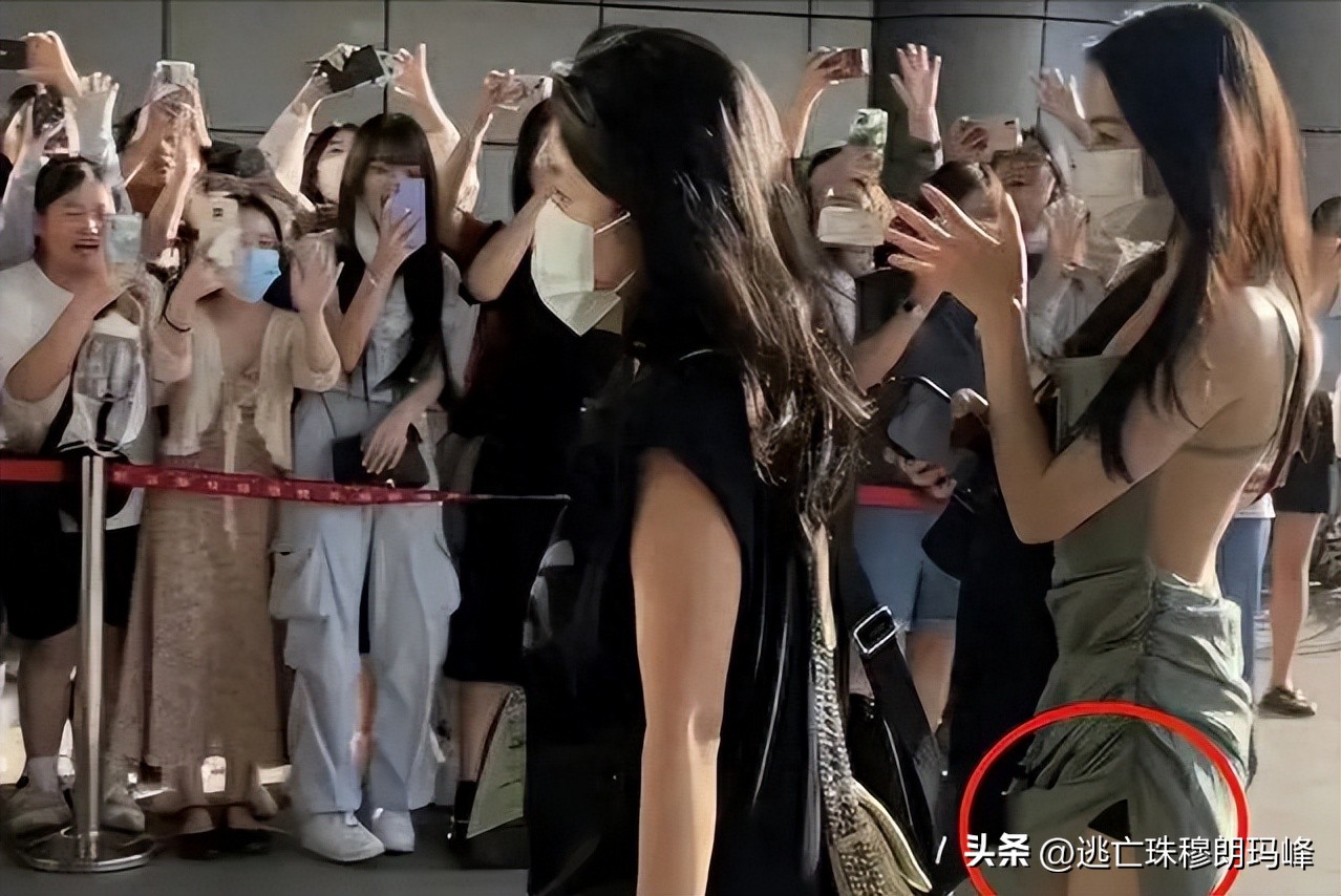 这些女明星真是把“诱惑”玩到了极限,半露*裤内**、露下乳?