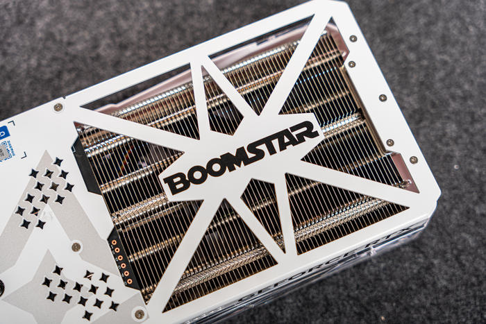 影驰rtx4070星耀显卡,影驰geforcertx30708g旗舰显卡