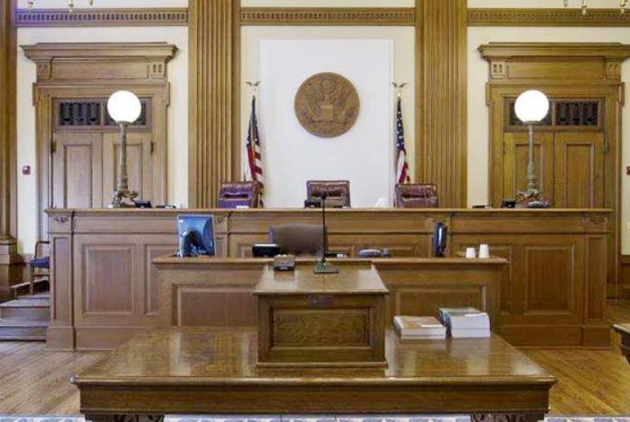 花15000美元，给宠物狗买遮阳伞的背后，是美国三大公司丑闻之一