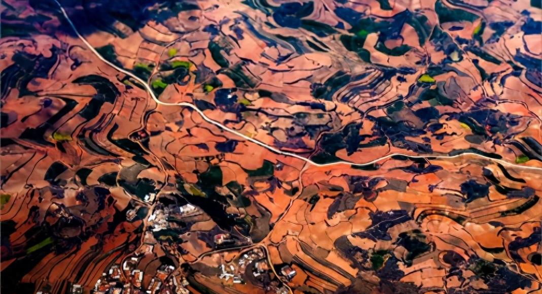 昆明东川：让云南成全国唯一没B车牌的地方，为何反向申请设市？