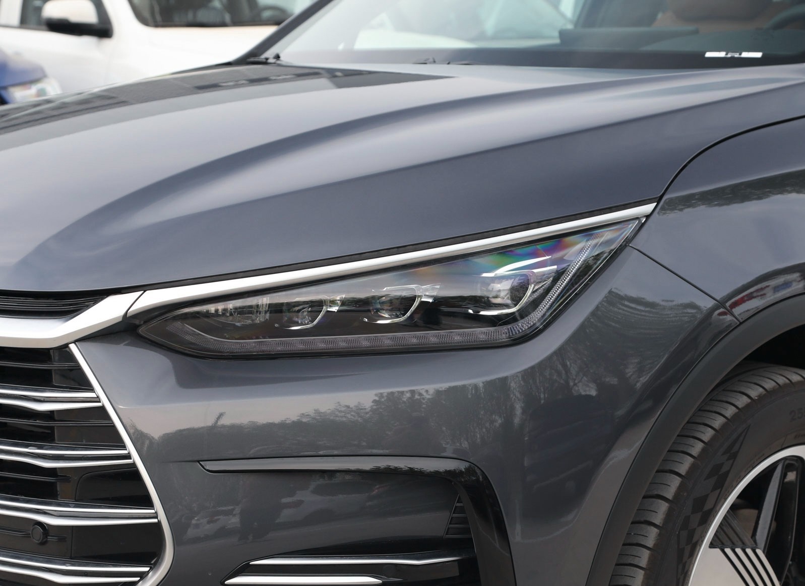 丰田霸道混合动力2020款,丰田霸道2022年新款自动挡混动版