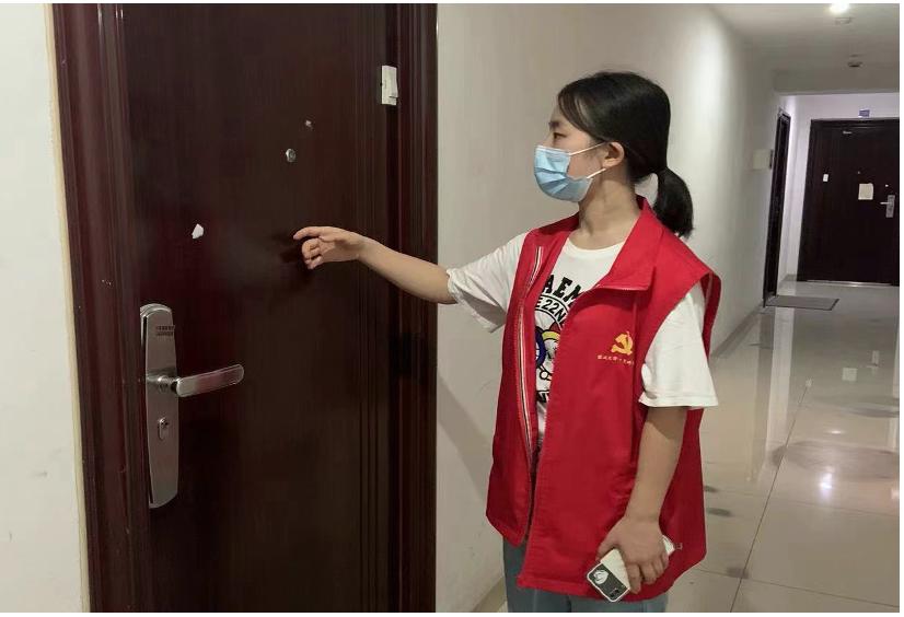 郫都区教育系统376名*党**员教师志愿者逆行而上战疫情