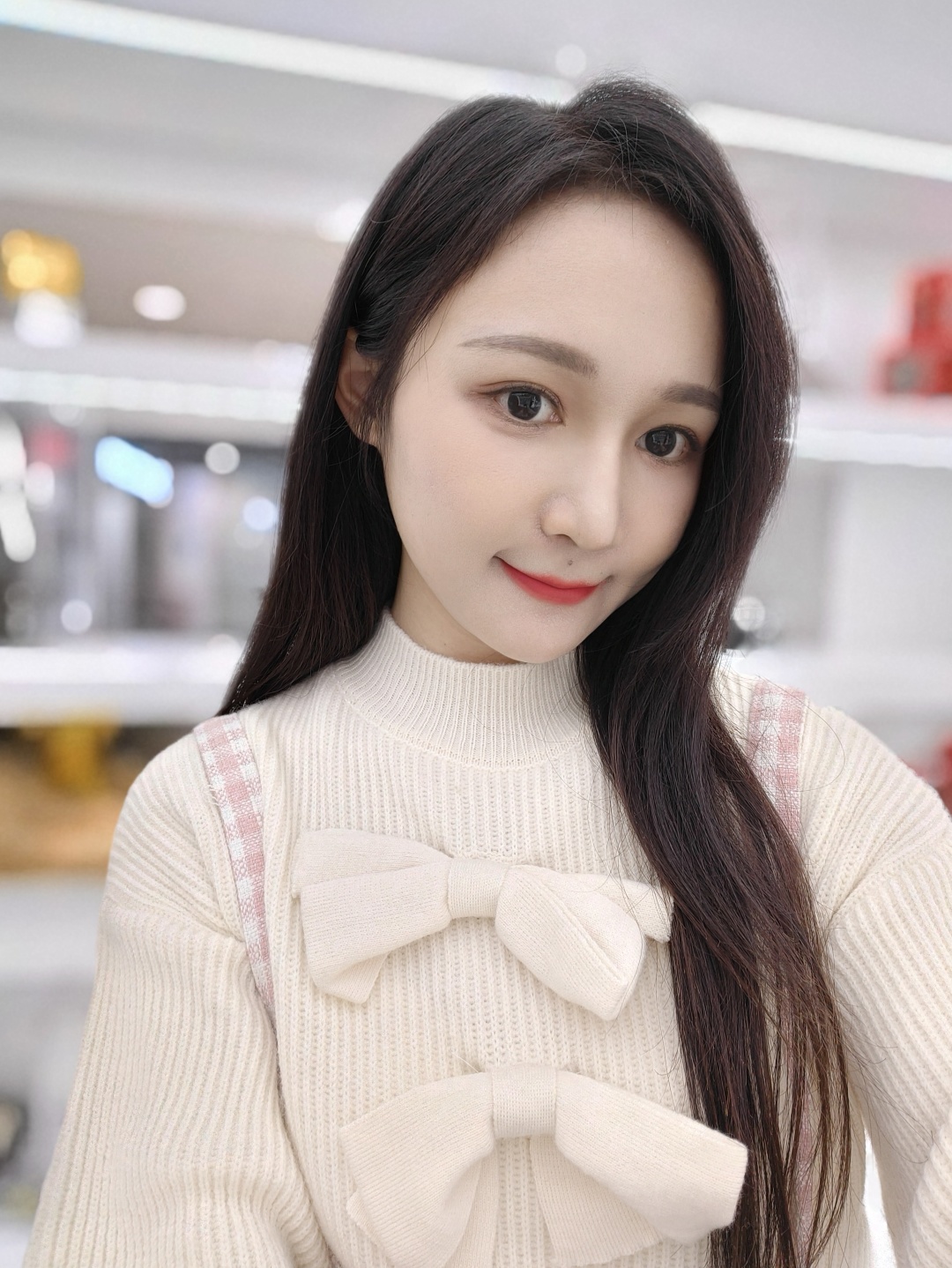 opporeno7和reno6哪个好,opporeno7系列多色图赏