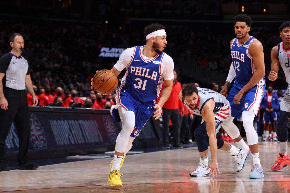 不愧是弟弟全文在哪看,库里小迷弟现役第一库里